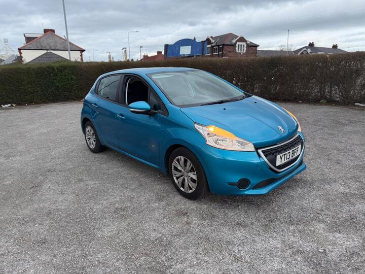 Peugeot 208 1.2 VTi Access+ Euro 5 5dr