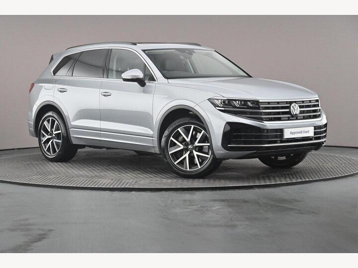 Volkswagen Touareg 3.0 V6 TSI EHybrid 14.3kWh Elegance Tiptronic 4Motion Euro 6 (s/s) 5dr
