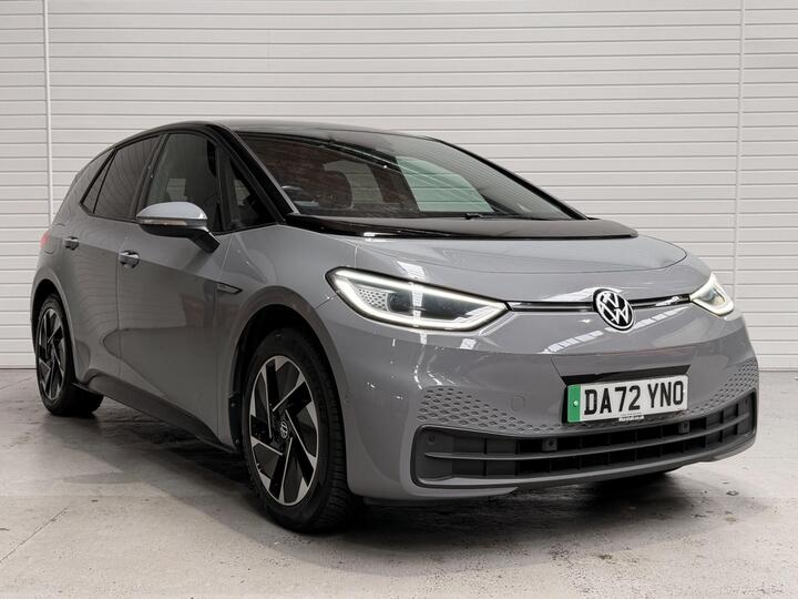 Volkswagen ID.3 Pro 58kWh Family Auto 5dr