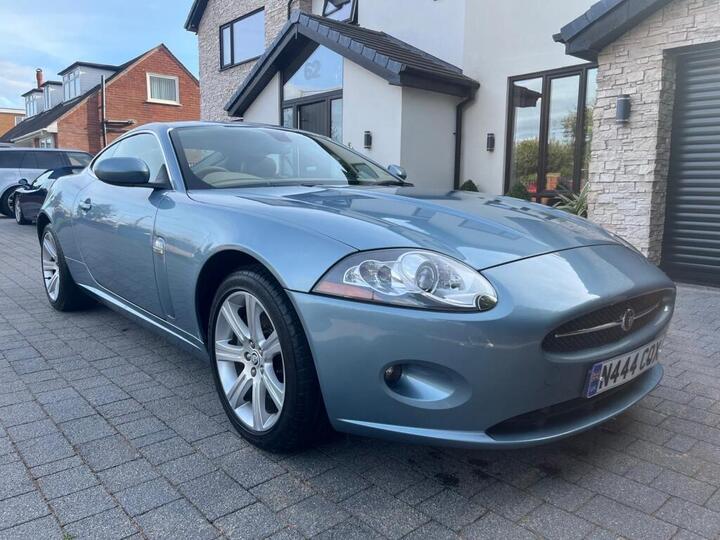 Jaguar XK COUPE COUPE 4.2 V8 Auto Euro 4 2dr