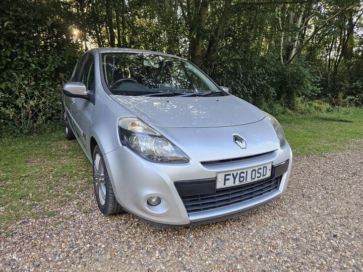 Renault Clio 1.2 Dynamique TomTom Euro 5 5dr