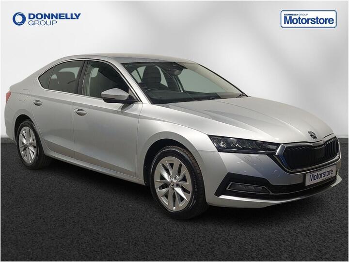 Skoda OCTAVIA 1.4 TSI IV 13kWh SE L DSG Euro 6 (s/s) 5dr Skoda OCTAVIA 1.4 TSI IV 13kWh SE L DSG Euro 6 (s/s) 5dr