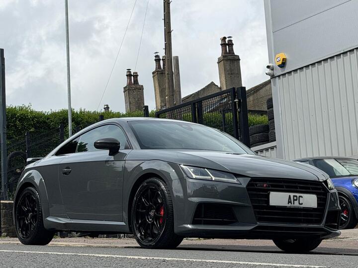 Audi TTS 2.0 TFSI S Tronic Quattro Euro 6 (s/s) 3dr