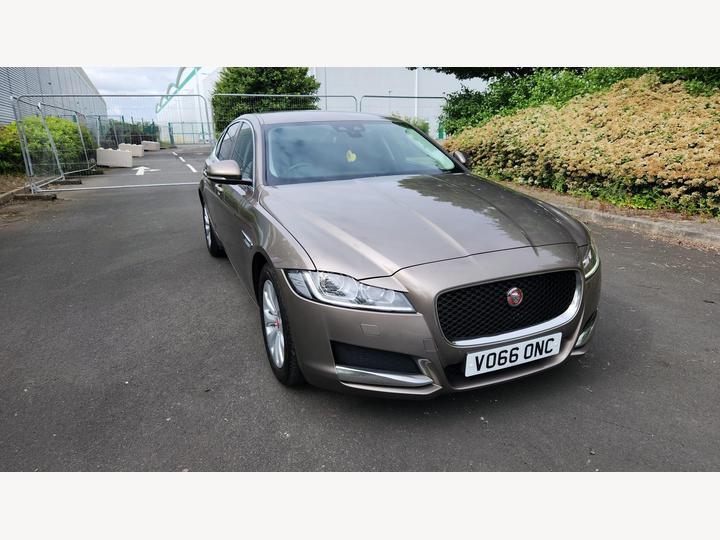 Jaguar XF 2.0d Portfolio Euro 6 (s/s) 4dr