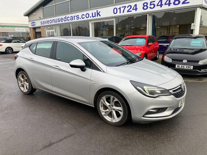 Vauxhall Astra 1.6 CDTi BlueInjection SRi Nav Auto Euro 6 5dr Vauxhall Astra 1.6 CDTi BlueInjection SRi Nav Auto Euro 6 5dr