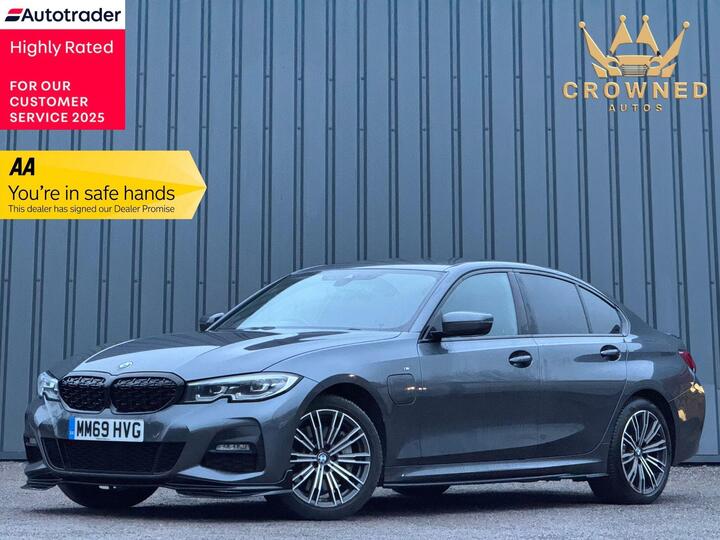 BMW 3 Series 2.0 330e 12kWh M Sport Auto Euro 6 (s/s) 4dr BMW 3 Series 2.0 330e 12kWh M Sport Auto Euro 6 (s/s) 4dr