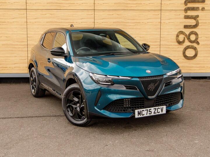 Alfa Romeo Junior 1.2 MHEV Ibrida E-DCT Euro 6 (s/s) 5dr