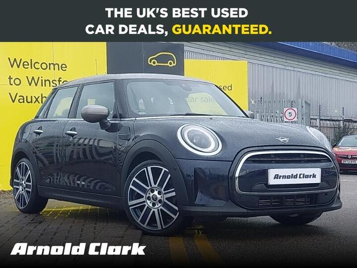 MINI Hatch 1.5 Cooper Exclusive Steptronic Euro 6 (s/s) 5dr