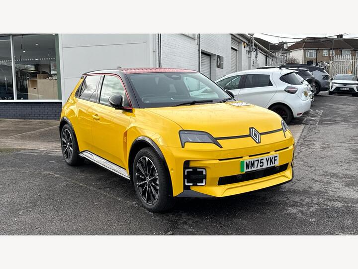 Renault Renault 5 Urban Range 40kWh Iconic Five Auto 5dr