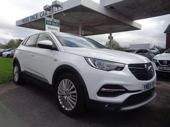 Vauxhall GRANDLAND X 1.2 Turbo Business Edition Nav Auto Euro 6 (s/s) 5dr