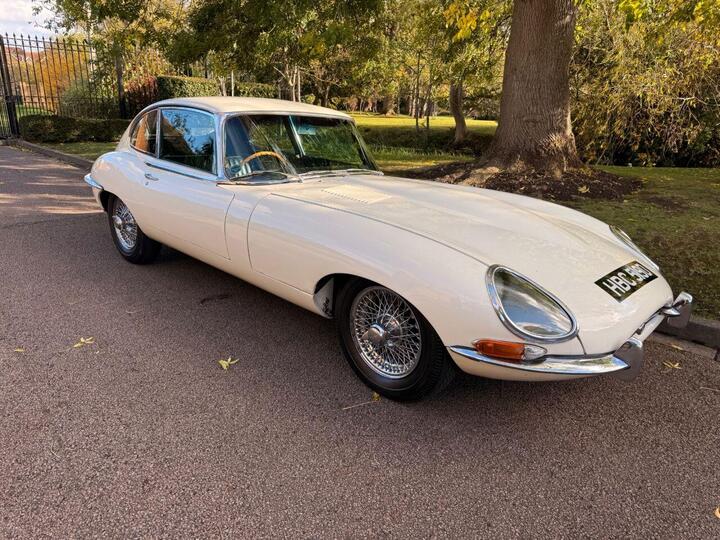Jaguar E-TYPE Series 1 4.2 Manual 2+2 SERVICE INC CARBS/ENGINE/BRAKES/SUS