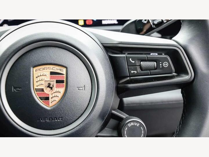 Porsche Taycan Performance Plus 105kWh Auto RWD 4dr (11kW Charger)
