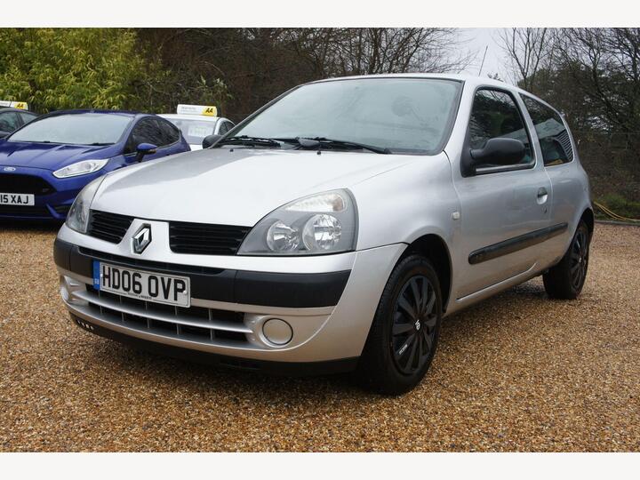 Renault Clio 1.2 Campus 3dr