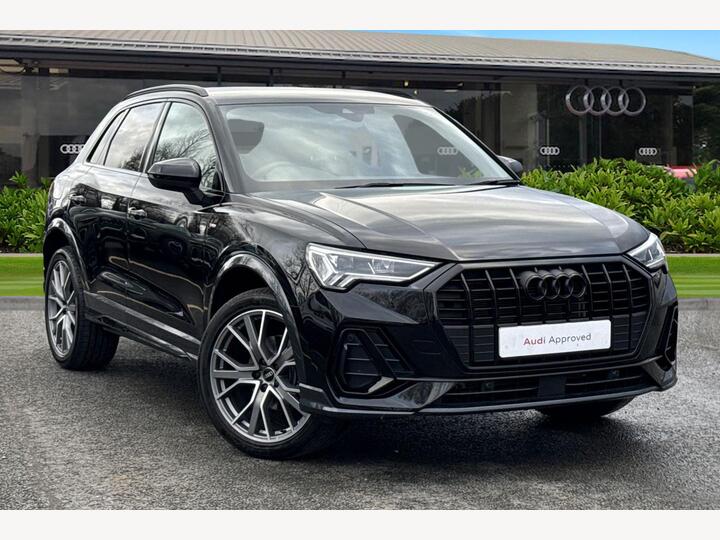Audi Q3 Black Edition 35 TFSI  150 PS S Tronic