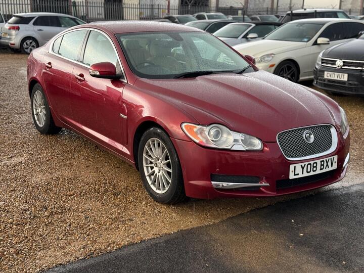 Jaguar XF 2.7d V6 Luxury Auto Euro 4 4dr