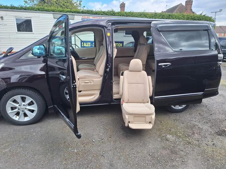 Toyota Vellfire 3.5 V With Mobilty Seat
