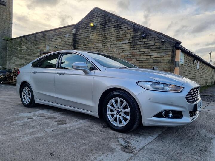 Ford Mondeo 2.0 TDCi Titanium Euro 6 (s/s) 5dr