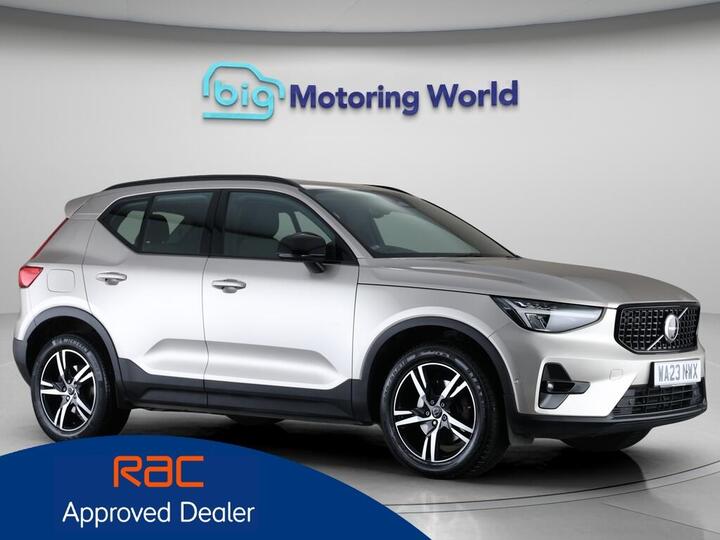 Volvo XC40 2.0 B3 MHEV Plus Dark DCT Auto Euro 6 (s/s) 5dr