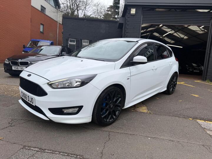 Ford Focus 1.5 TDCi ST-Line Euro 6 (s/s) 5dr