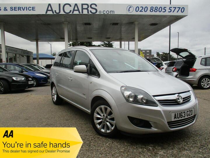 Vauxhall Zafira 1.6 16V Design Euro 5 5dr (SNav) Vauxhall Zafira 1.6 16V Design Euro 5 5dr (SNav)