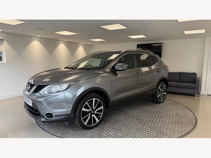 Nissan Qashqai 1.6 DIG-T Tekna 2WD Euro 6 (s/s) 5dr