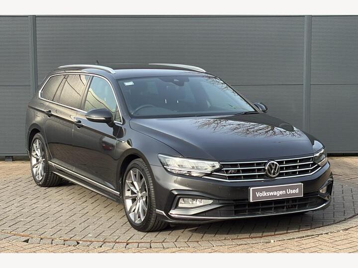 Volkswagen PASSAT 2.0 TDI R-Line DSG Euro 6 (s/s) 5dr Volkswagen PASSAT 2.0 TDI R-Line DSG Euro 6 (s/s) 5dr