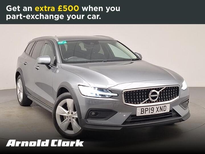 Volvo V60 Cross Country 2.0 D4 Plus Auto AWD Euro 6 (s/s) 5dr Volvo V60 Cross Country 2.0 D4 Plus Auto AWD Euro 6 (s/s) 5dr