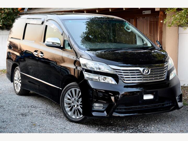 Toyota Vellfire 2.4 Z Edition - Eight Seater - Ulez