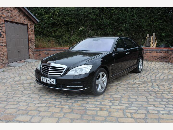 Mercedes-Benz S Class 4.7 S500L V8 BlueEfficiency G-Tronic+ Euro 5 (s/s) 4dr