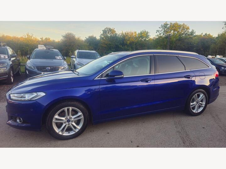 Ford Mondeo 2.0 TDCi Titanium Powershift Euro 6 (s/s) 5dr