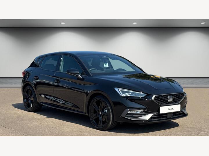 SEAT Leon 1.5 ETSI MHEV FR Black Edition DSG Euro 6 (s/s) 5dr