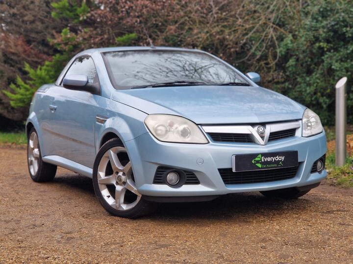 Vauxhall Tigra 1.4i 16v Exclusiv 2dr (a/c) Vauxhall Tigra 1.4i 16v Exclusiv 2dr (a/c)