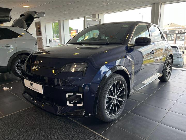 Renault Renault 5 Comfort Range 52kWh Iconic Five Auto 5dr