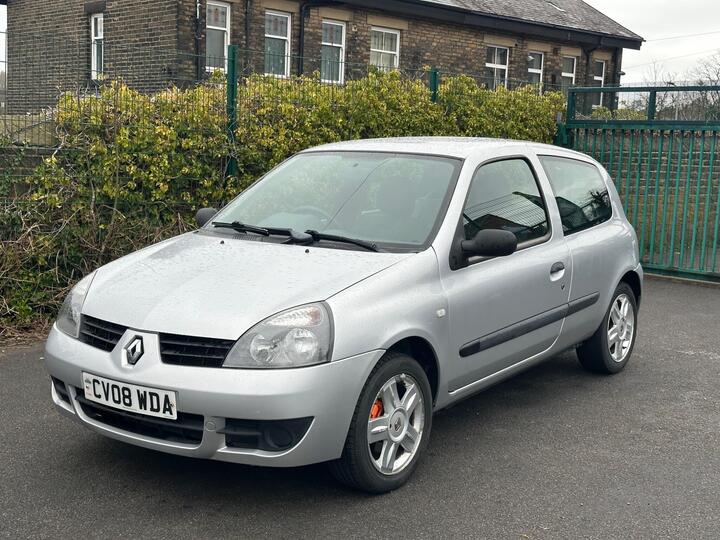 Renault Clio 1.2 Campus 3dr