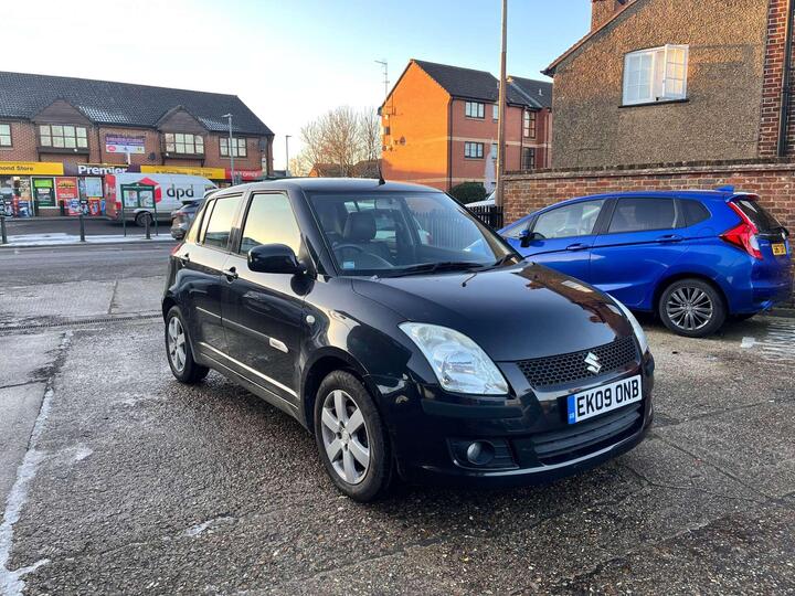 Suzuki SWIFT 1.5 GLX 5dr