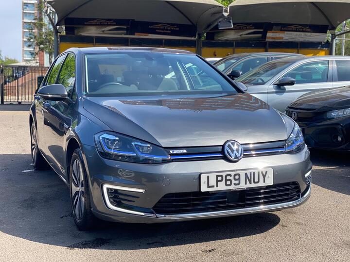 Volkswagen E-Golf 35.8kWh E-Golf Auto 5dr