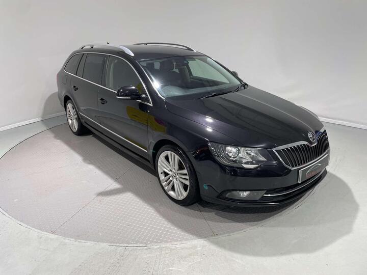 Skoda SUPERB 2.0 TDI Elegance Euro 5 (s/s) 5dr