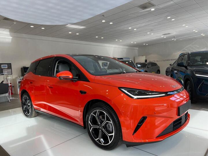 BYD Dolphin G 1.5 DM-i 18.3kWh Comfort Auto Euro 6 (s/s) 5dr