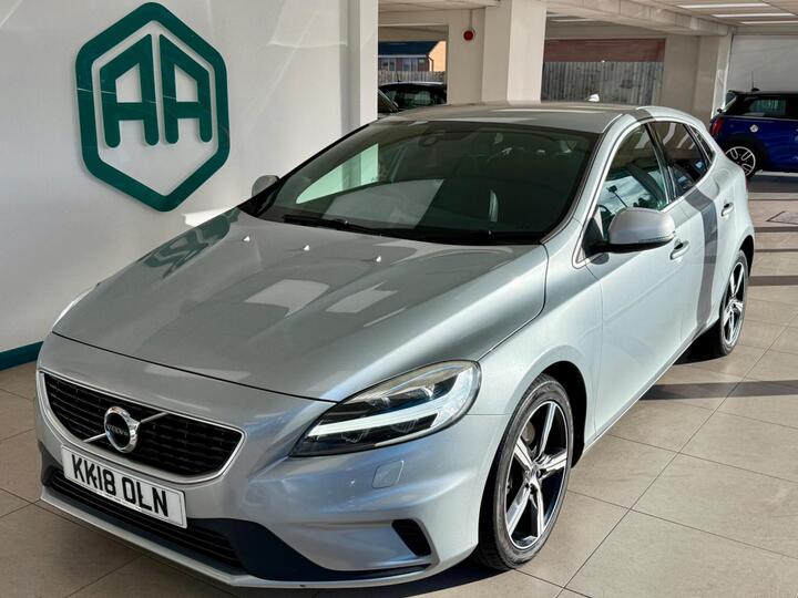 Volvo V40 1.5 T2 GPF R-Design Nav Plus Auto Euro 6 (s/s) 5dr