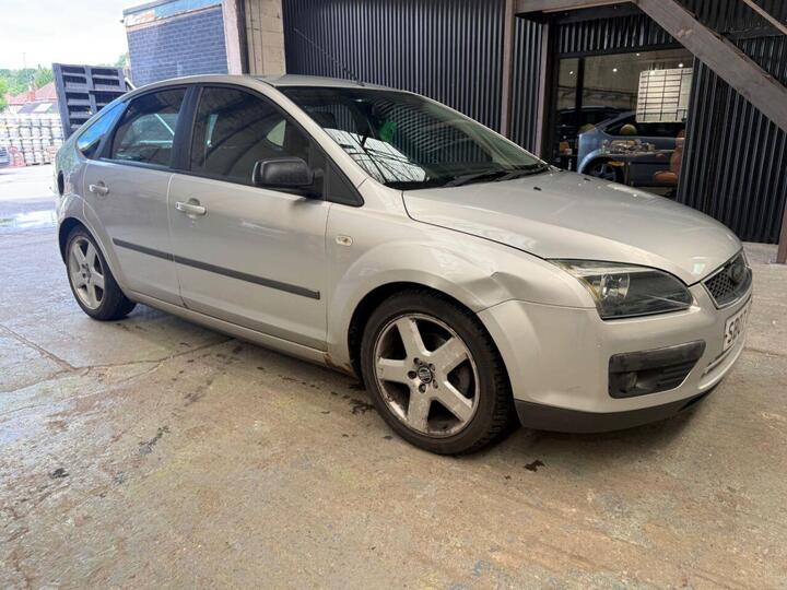 Ford FOCUS 1.6 Zetec Climate 5dr