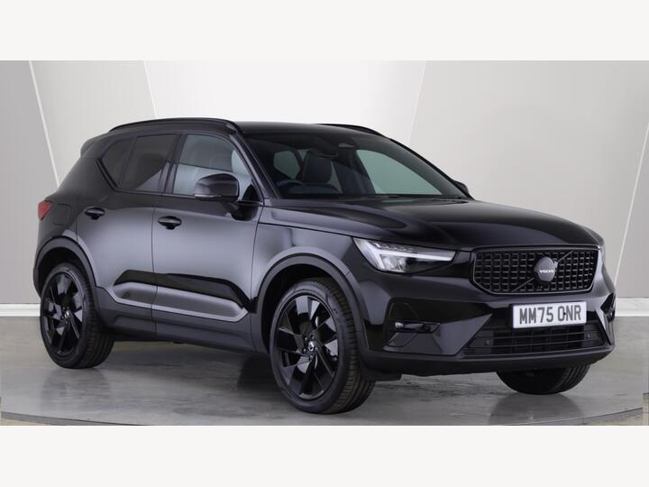 Volvo XC40 2.0 B3 MHEV Plus Black Edition DCT Auto Euro 6 (s/s) 5dr