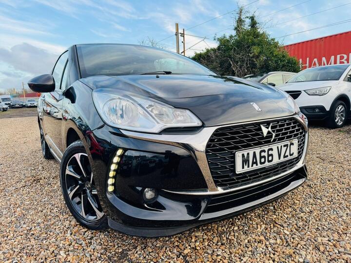 DS AUTOMOBILES DS 3 1.2 PureTech Elegance Euro 6 (s/s) 3dr DS AUTOMOBILES DS 3 1.2 PureTech Elegance Euro 6 (s/s) 3dr