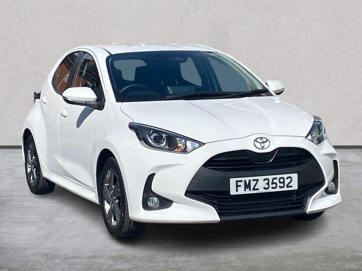 Toyota YARIS 1.5 VVT-h Icon E-CVT Euro 6 (s/s) 5dr