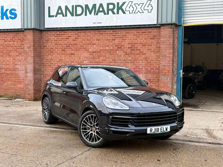 Porsche Cayenne 2.9T V6 S TiptronicS 4WD Euro 6 (s/s) 5dr Porsche Cayenne 2.9T V6 S TiptronicS 4WD Euro 6 (s/s) 5dr