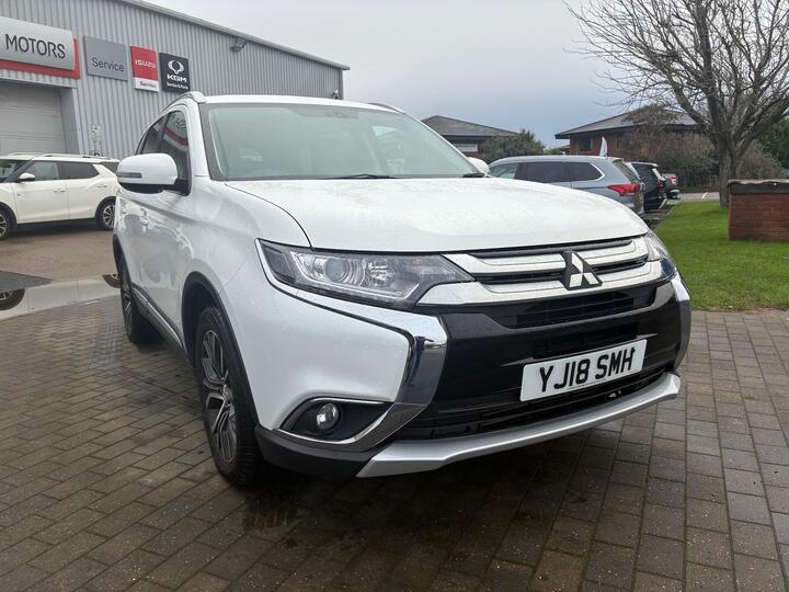 Mitsubishi Outlander 2.2 DI-D 3 4WD Euro 6 (s/s) 5dr