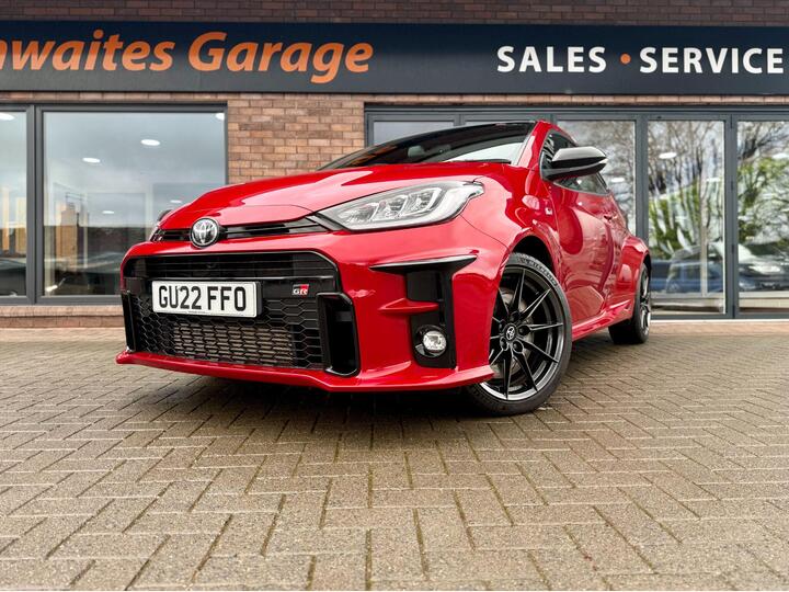 Toyota Yaris 1.6T GR Circuit AWD Euro 6 3dr Toyota Yaris 1.6T GR Circuit AWD Euro 6 3dr