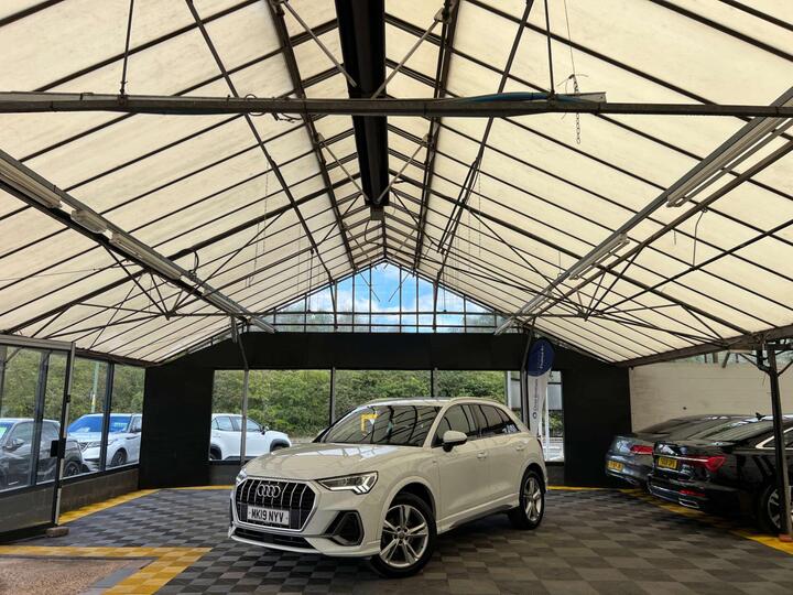 Audi Q3 1.5 TFSI CoD 35 S Line Euro 6 (s/s) 5dr