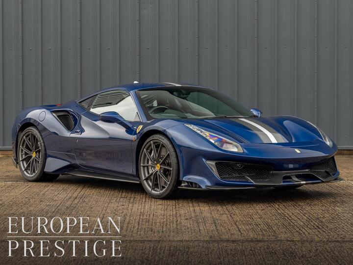 Ferrari 488 Pista 3.9T V8 F1 DCT Euro 6 (s/s) 2dr Ferrari 488 Pista 3.9T V8 F1 DCT Euro 6 (s/s) 2dr