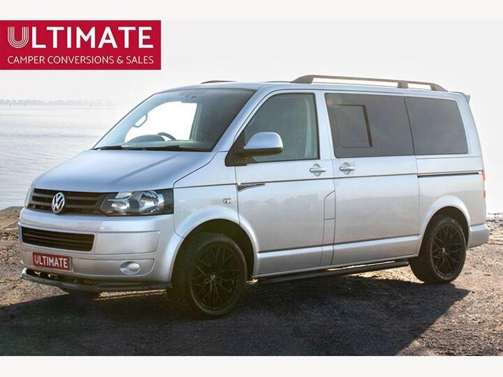 Volkswagen Caravelle 2.0 TDI Executive Euro 5 5dr Volkswagen Caravelle 2.0 TDI Executive Euro 5 5dr