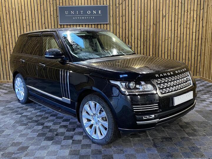 Land Rover Range Rover 3.0 TD V6 Autobiography Auto 4WD Euro 5 (s/s) 5dr Land Rover Range Rover 3.0 TD V6 Autobiography Auto 4WD Euro 5 (s/s) 5dr